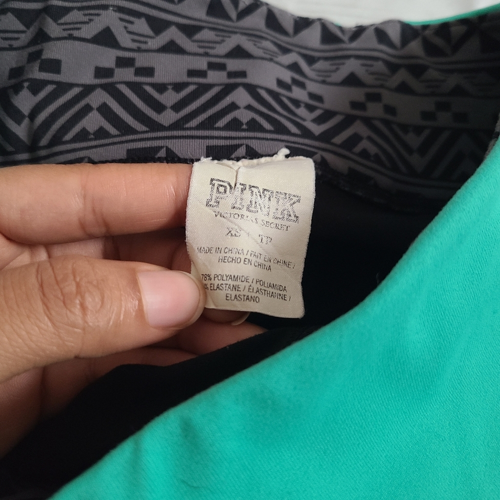 💙 Victoria's Secret PINK Mint and Black Leggings - Picture 5 of 9
